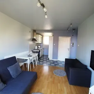 https://apartament-saski.warsawhotelspoland.com